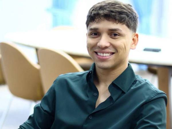 El creador de contenido Moisés Turcios, conocido en redes sociales como Caracolito, reaccionó al arresto de su hermana, Claudia Jackeline Suazo Turcios, capturada por la Dirección Policial Anti Maras y Pandillas Contra el Crimen Organizado (Dipampco) por su presunta vinculación con la pandilla 18.