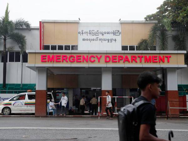 Según un reporte del periódico oficialista The Global New Litgh of Myanmar, 182 personas fueron hospitalizadas entre el 9 y el 12 de agosto debido a brotes de enfermedades diarreicas.