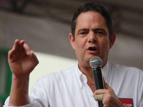 Vargas Lleras fue dos veces candidato presidencial, en 2010 y 2018.