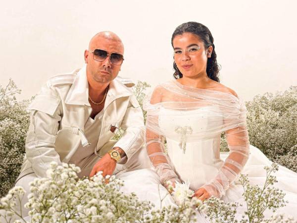 La iniciativa del álbum nace con el propósito de desarrollar música cristiana de alta calidad dirigida a una generación joven.