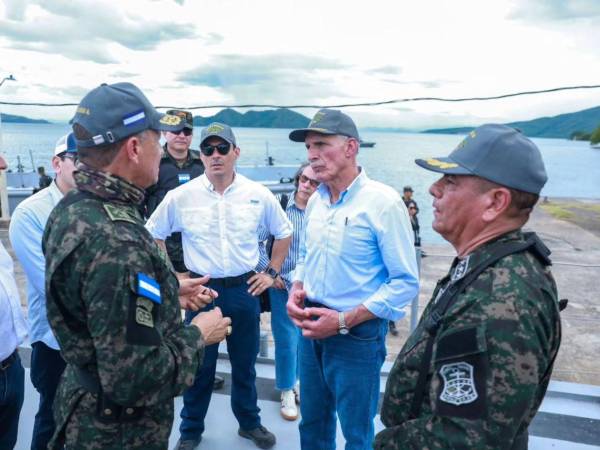 Fotografía del presidente Nasry Asfura en su visita a la Base Naval de Amapala (BANAMAP) el 14 de julio de 2026.