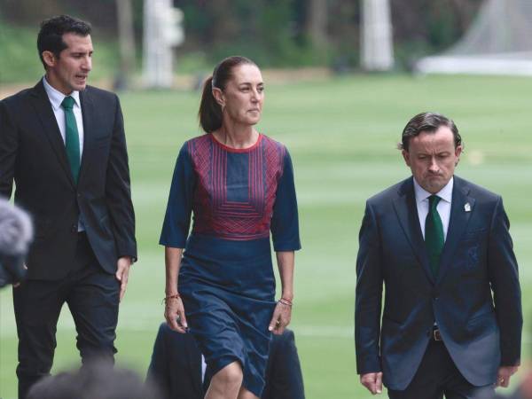 Sheinbaum, hace unos días, llamó a la selección a inspirar a millones de compatriotas con su desempeño en el torneo.