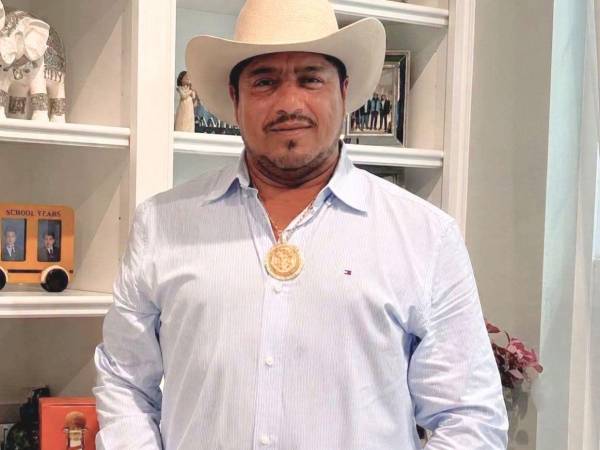 El migrante Lorenzo Salgado Araujo murió tras recibir varios disparos de un agente del Servicio de Inmigración y Control de Aduanas (ICE) durante un operativo realizado la mañana del martes 7 de julio de 2026 en Houston, Texas, Estados Unidos. Así ocurrieron los hechos: