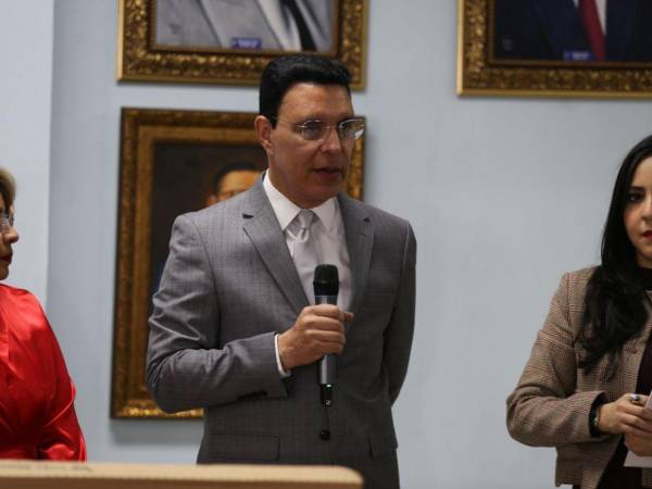 El titular de la Procuraduría General de la República (PGR) señaló que la institución busca prevenir que futuras administraciones enfrenten múltiples demandas.