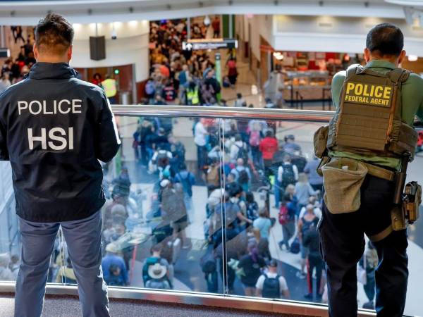 La medida ha suscitado críticas entre políticos de la oposición.