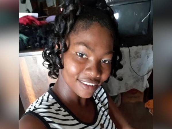 La joven hallada sin vida respondía en vida al nombre de Rosy Martínez.