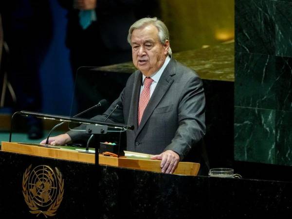 Araqchí responsabilizó a Estados Unidos por la inestabilidad en el estrecho de Ormuz, debido a sus acciones.