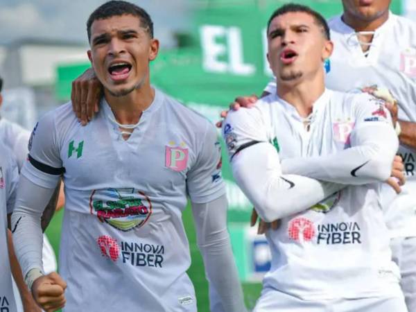El delantero del Platense, Erick Yio Puerto, luego de su buen torneo con los 'escualos' ha comenzado a llegarle propuestas de equipos del extranjero