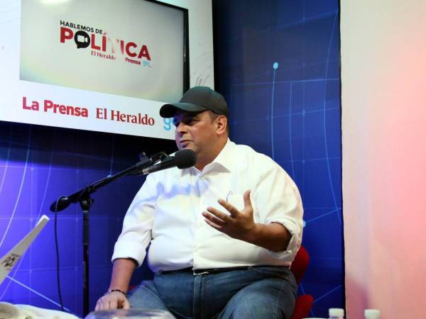 “Yo amo lo que hago, lo haría sin que me paguen un peso”: Jorge Aldana en el pódcast “Hablemos de Política”