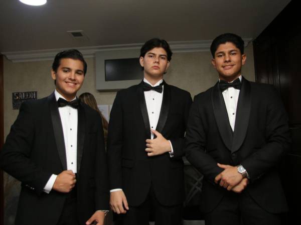 Una noche donde la elegancia se convirtió en legado y donde cada senior selló el último capítulo de su vida escolar se vivió este sábado en Tegucigalpa.