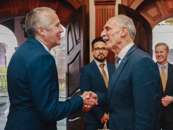 IBEX inició operaciones en Honduras en 2021 y actualmente cuenta con aproximadamente mil 200 agentes de atención al cliente.