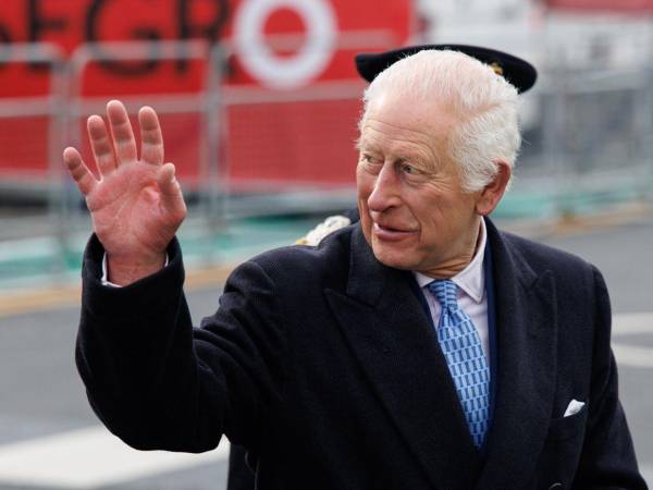 El Rey Carlos III fue diagnosticado con cáncer en 2024, hasta la fecha se desconoce qué tipo de cáncer es.