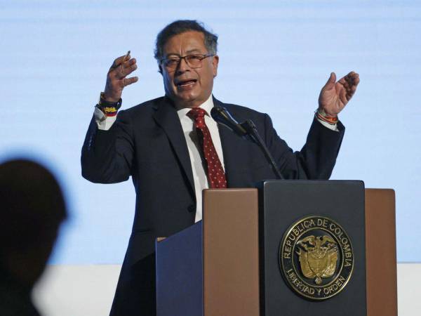 El presidente colombiano, Gustavo Petro, declaró este lunes el estado de conmoción interior y emergencia económica.