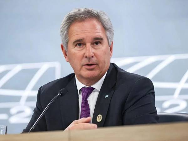 El canciller argentino, Pablo Quirno, se sumó a las felicitaciones para el nuevo gobierno hondureño.