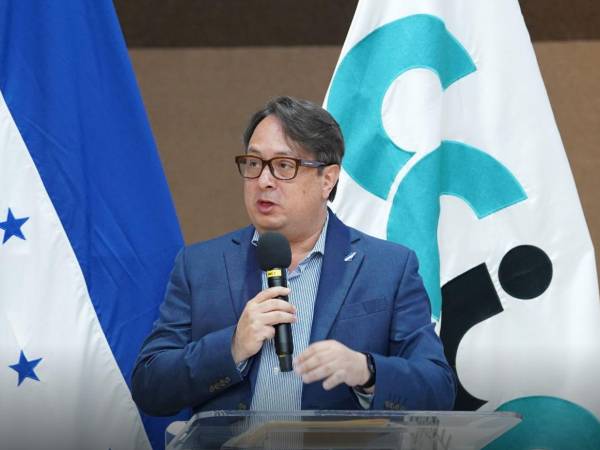 El ministro de Desarrollo Económico, Eddy Ordóñez, salió en defensa de las nuevas medidas.