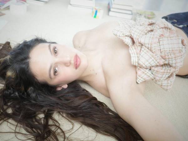 La artista española dio inicio a su nueva gira, Lux, con un espectáculo que mezcla música, teatralidad y una estética completamente renovada, marcando el comienzo de una etapa que ya está dando de qué hablar en redes sociales.