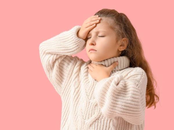 “La mayoría de las complicaciones de la enfermedad se relacionan con deshidratación y la subestimación del dolor oral”, detalló el entrevistado.