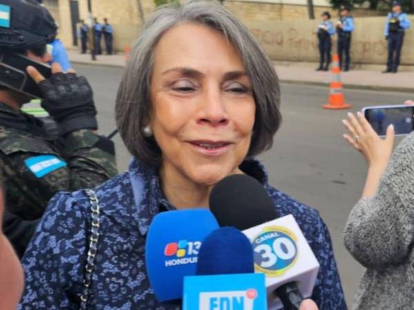 La canciller Agüero afirma que la reestructuración diplomática no ha sido fácil.