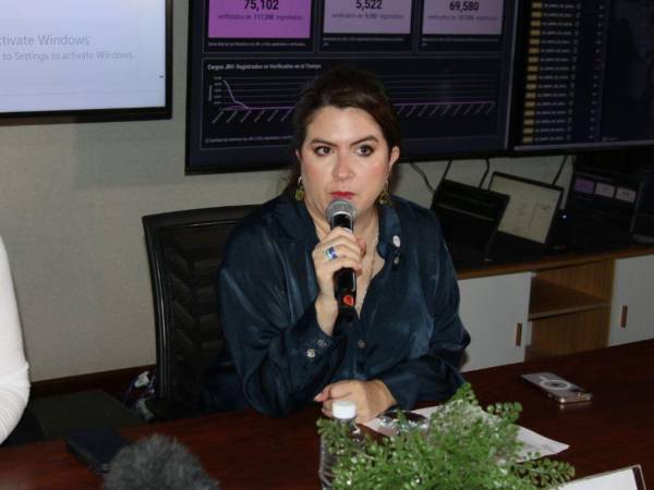 Cossette López pidió esperar que se contabilicen el 100% de las actas.