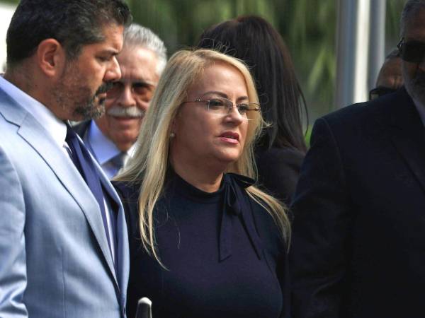 La exgobernadora de Puerto Rico, Wanda Vázquez; la justicia mantiene pedido de cárcel pese a indulto de Donald Trump.