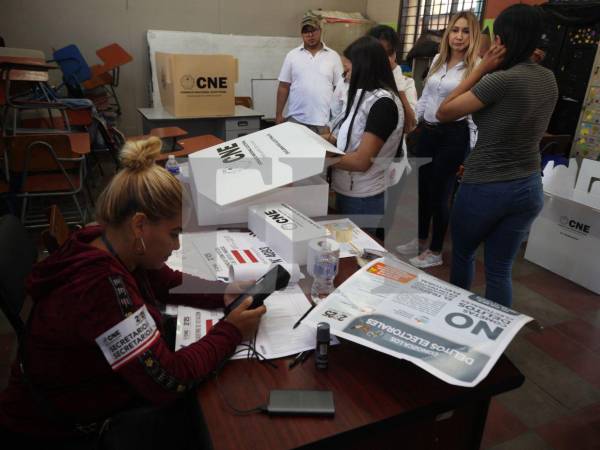 El censo electoral defintivo para las elecciones generales supera al censo de las elecciones primarias del pasado mes de marzo, el cual fue de más de 5.8 millones.