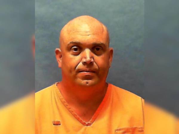 Lukehart, de 53 años, recibió la inyección letal a las 18:19 hora local (22:19 GMT) en la Prisión Estatal de Florida de la ciudad de Raiford.
