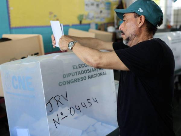 Varios candidatos a diputados están a pocos votos de conseguir un puesto en el Congreso Nacional.