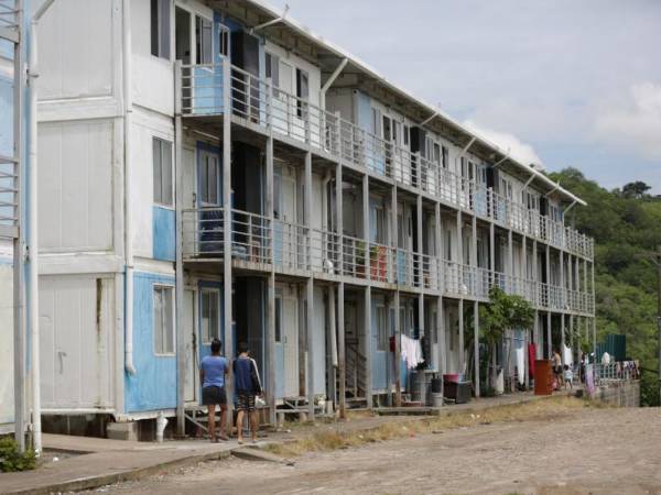 A menos de cuatro meses de terminar el gobierno de la presidenta Xiomara Castro, se busca solucionar el problema de las casas contenedores en Lomas del Diamante.