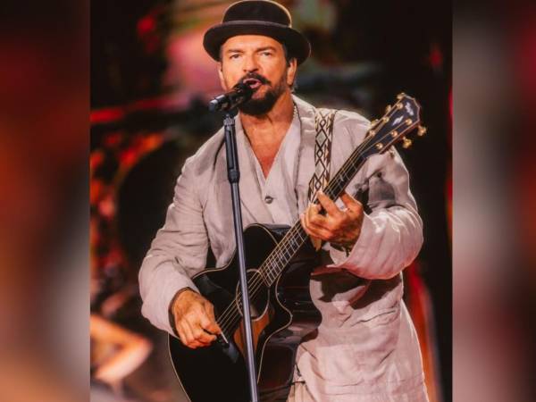 El cantante guatemalteco Ricardo Arjona se presentará este sábado 24 de octubre a las 9:00 de la noche en el Estadio Morazán de San Pedro Sula.