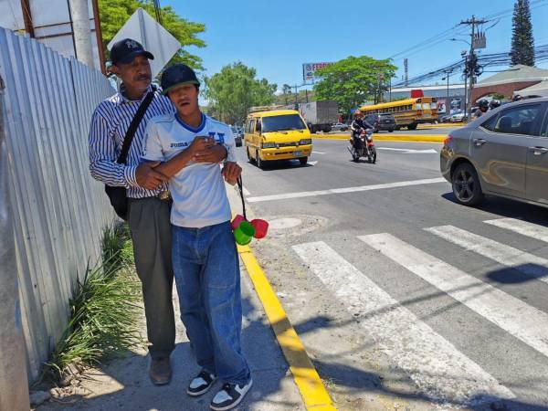 Don José Corea pide ayuda para operar a su hijo y comparte