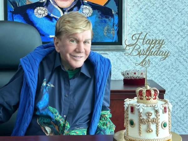 El reconocido gurú de los certámenes de belleza Osmel Sousa anunció su renuncia al cargo de asesor de la Organización Miss Universo. ¿Cúales fueron los motivos? A continuación los detalles: