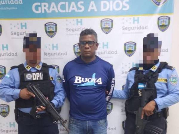 El detenido, con condena previa en Honduras por lavado de activos, es requerido por Colombia tras ser ligado al envío de cargamentos de cocaína.