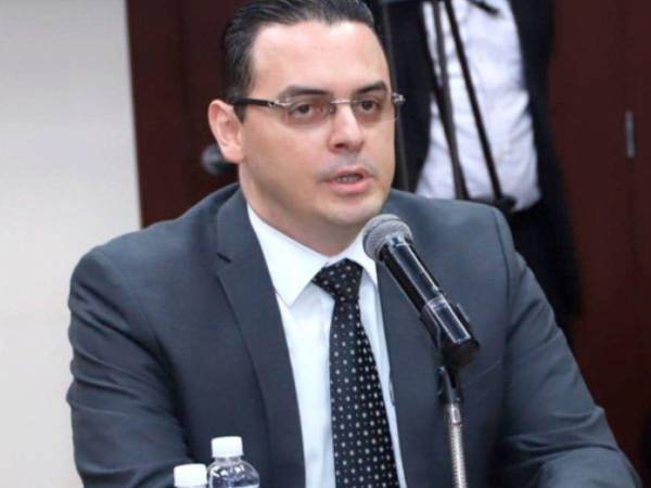 Kelvin Aguirre, exconsejero del Consejo Nacional Electoral de Honduras (CNE).