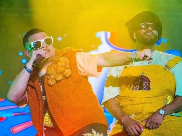 Cuando Jowell &amp; Randy pisaron suelo hondureño en 2024, el show duró alrededor de una hora. Lo suficiente para recordar por qué son dos de los artistas más sólidos que ha dado el reggaetón. Antes de bajar del escenario, ellos mismos prometieron volver pronto, con más tiempo y más canciones. Ese regreso llega este 21 de marzo en el marco del Party del Verano 2026, uno de los eventos de música más esperados del año en el país, producido por CR Entertainment y Conciertos Honduras en el Estadio Chochi Sosa de Tegucigalpa.