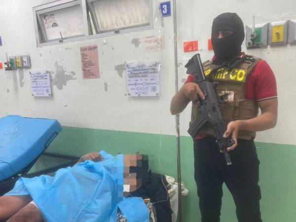 Uno de los supuestos criminales está bajo en un centro hospitalario bajo custodia policial.