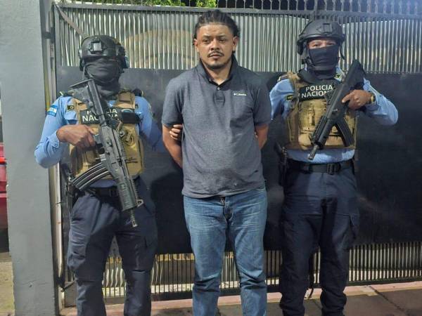 Agentes de la Dirección Policial Anti Maras y Pandillas Contra el Crimen Organizado (Dipampco) capturaron a Cristian Alberto Molina Navarro, alias “Titi”.