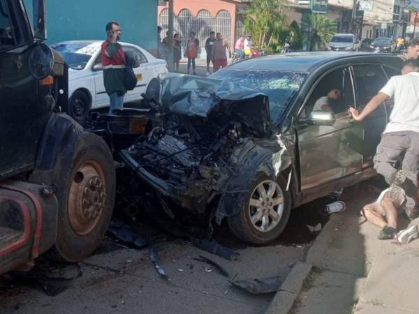 Presuntamente, el joven se conducía a alta velocidad cuando pasó el accidente.