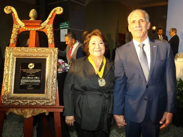 Lucía Alvarado Alonzo y Nasry Asfura.