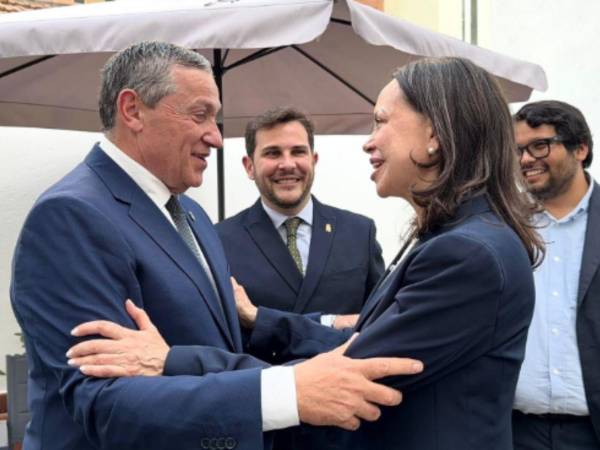 El documental de Matthew Belen refiere que Cuba está en riesgo por bloqueo y tensión con EE UU.