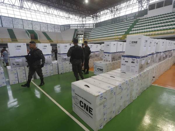 La disposición establece que el traslado del material debe realizarse 24 horas antes del inicio de la elección general.