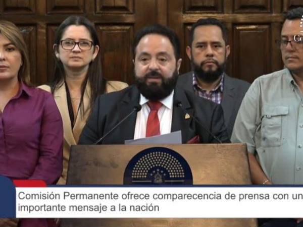 Luis Redondo lideró la reunión de la comisión permanente este 10 de diciembre.