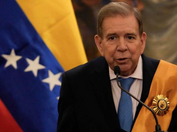 El líder opositor de Venezuela, Edmundo González Urrutia, lamentó la muerte de Uribe.