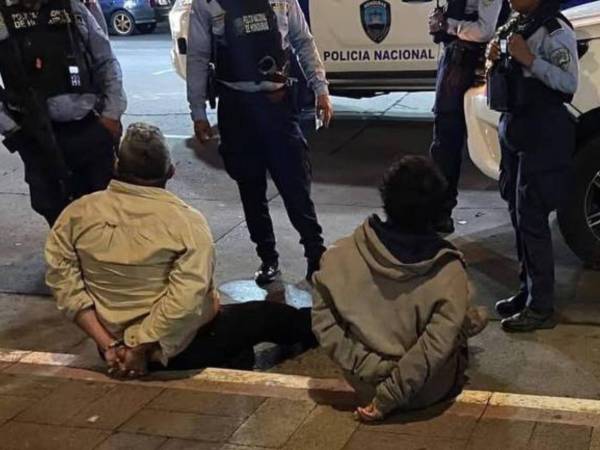 Los policías afectados estaban asignados a la Unidad Metropolitana de Prevención No. 04 (UMEP-4) y realizaban un operativo de control vial cuando se registró el incidente.