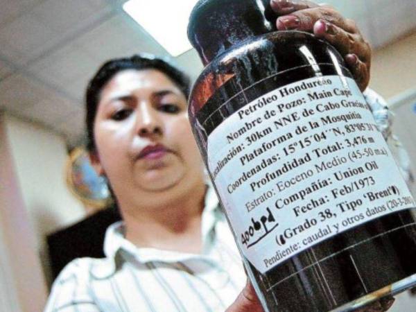 Presidentes de patronatos de 30 comunidades garífunas de Honduras se reunieron para exigir eternos reclamos: el reconocimiento legal de sus tierras, la autonomía sobre sus estructuras organizativas y la posibilidad de decidir sobre su propio destino.