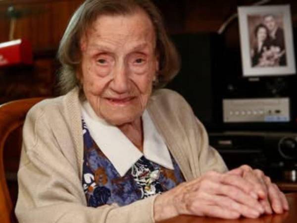 Fallece a los 112 años la mujer más longeva de España.