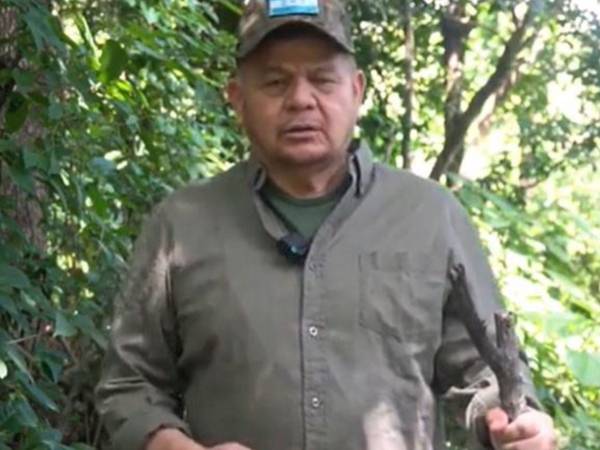 El exjerarca militar hizo un llamado a la paz a los hondureños, pero a la vez recordó que se debe defender la Patria.