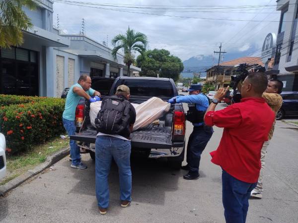 El cuerpo de<b> </b>Andrés Daniel Núñez, de 79 años, fue llevado a la morgue de la ciudad de La Ceiba.
