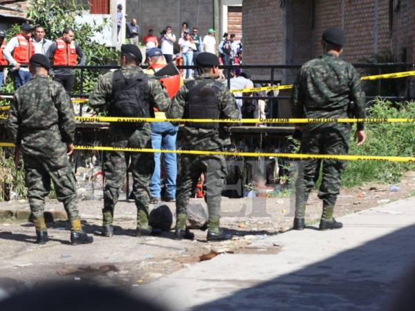 La consternación se apoderó de la capital de Honduras desde la tarde del viernes 10 de octubre, cuando dos niños desaparecieron tras ser arrastrados por la corriente de una quebrada desbordada por las lluvias en la colonia Cantarero López. Tras horas de búsqueda, uno de los menores fue hallado sin vida.