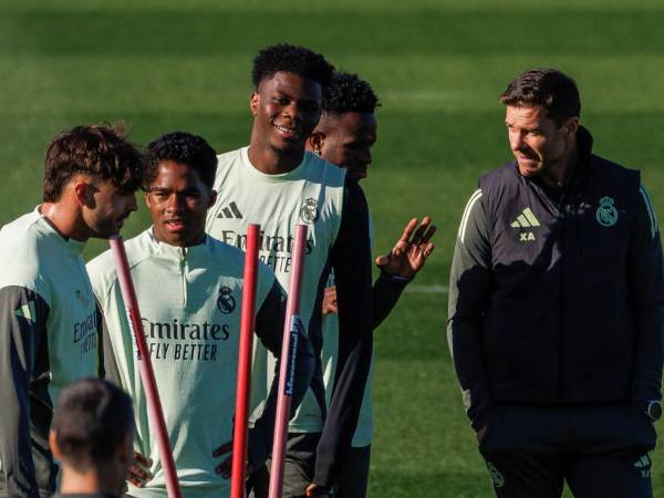 El Real Madrid ha perdido la cima de LaLiga de España por el Barcelona.