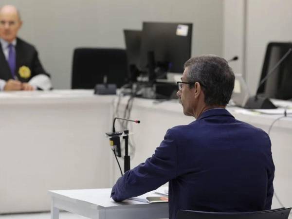 La Sala sí cree que las autoridades de EE.UU. son competentes en algunos de estos hechos, como los movimientos de dinero, que ocurrieron en su territorio.